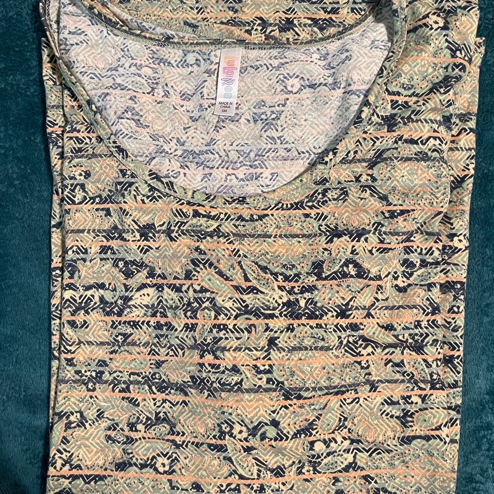Lularoe Perfect T